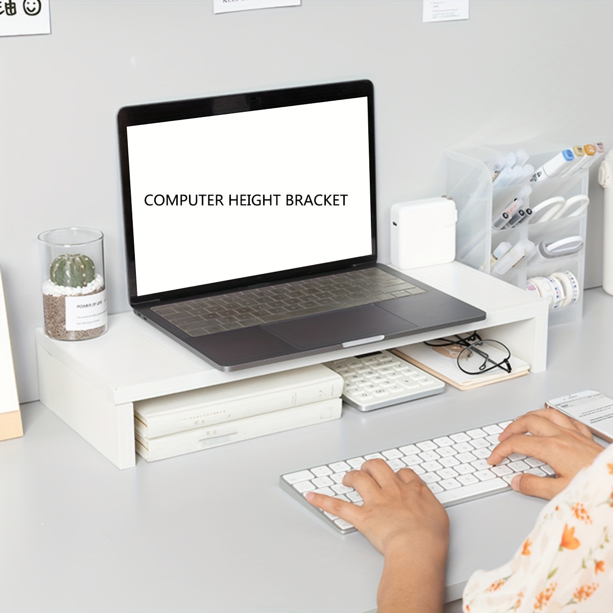 Minimalist White MDF Monitor R - Desk Setup Riser recension och pris