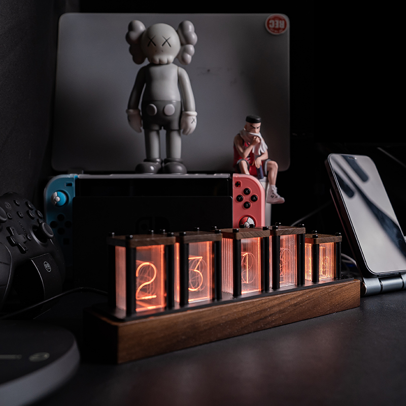 RGB Simulated Nixie Tube Clock - Desk Setup Simulator recension och pris